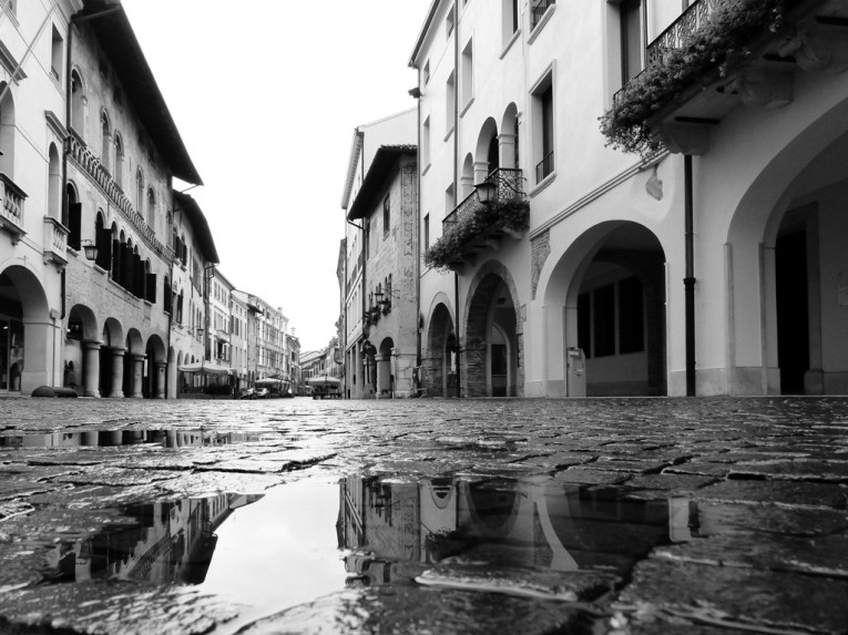 Acque del pordenonese. Corso V_Emanuele dopo la pioggia
