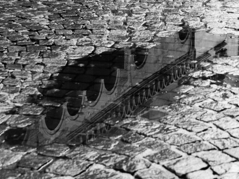 Acque del pordenonese. Riflessi in Corso