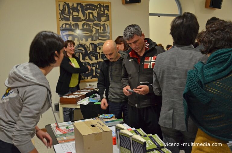 si puo fare storie dallitalia e dallislanda 14205203013